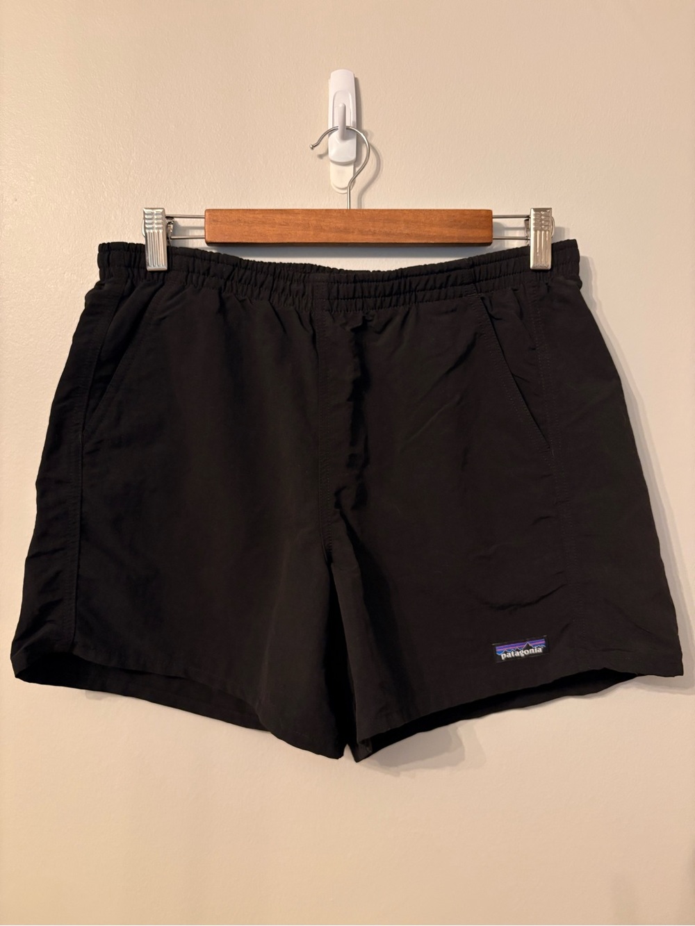 Patagonia Baggies 4.5" Athletic Quick Dry Shorts in Black Womens Size Medium